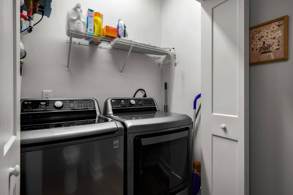 *Dog Friendly*Modern Home-Minutes To Dollywood, Gatlinburg, Smoky Mountains & Pigeon Forge! Extérieur photo