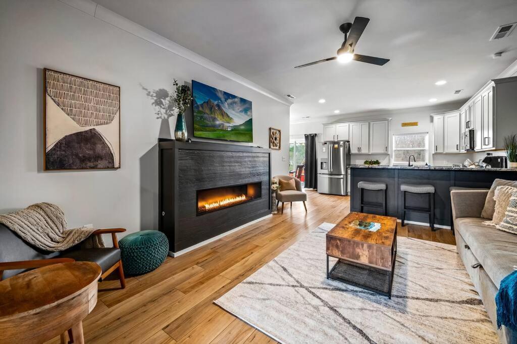 *Dog Friendly*Modern Home-Minutes To Dollywood, Gatlinburg, Smoky Mountains & Pigeon Forge! Extérieur photo