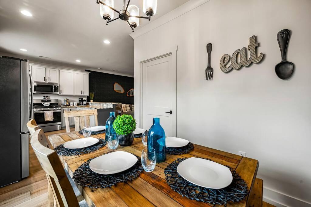 *Dog Friendly*Modern Home-Minutes To Dollywood, Gatlinburg, Smoky Mountains & Pigeon Forge! Extérieur photo